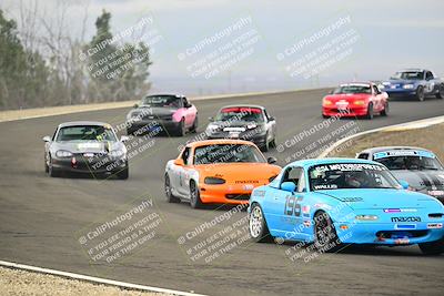 media/Jan-26-2025-CalClub SCCA (Sun) [[cfcea7df88]]/Group 4/Race/